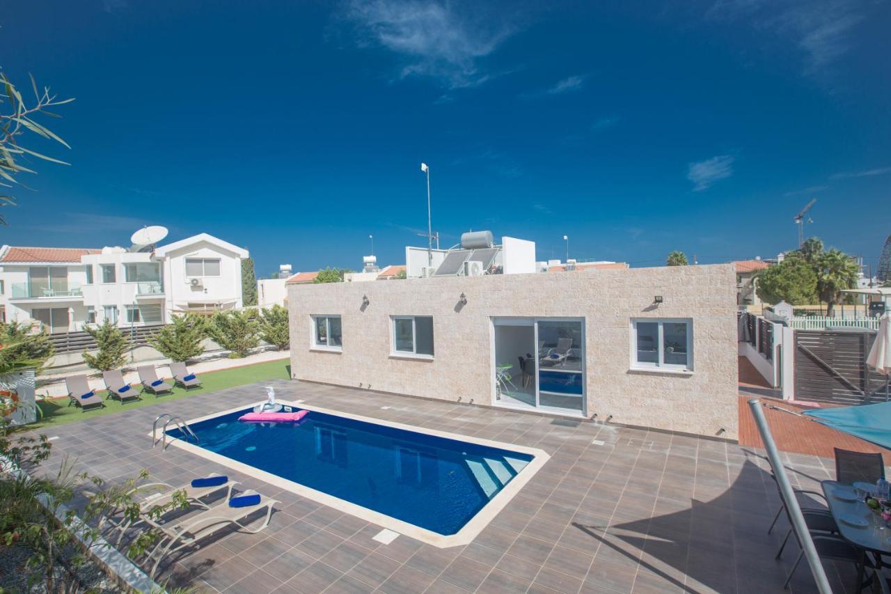 פרוטאראס Broadway Villas מראה חיצוני תמונה