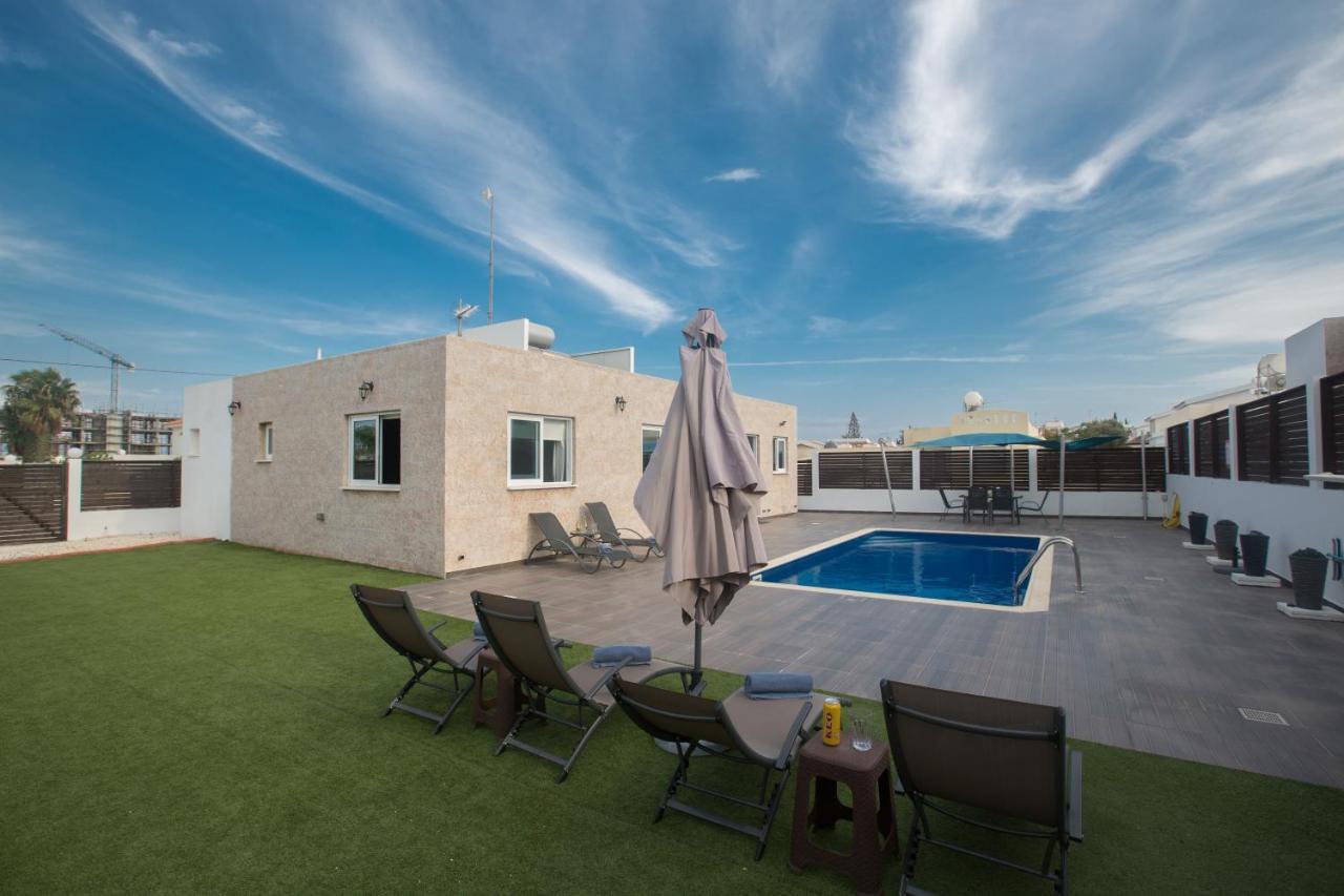 פרוטאראס Broadway Villas מראה חיצוני תמונה
