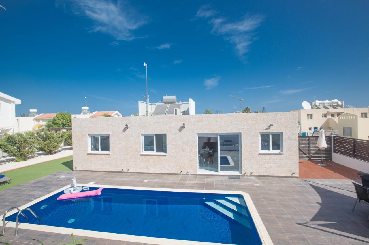 פרוטאראס Broadway Villas מראה חיצוני תמונה