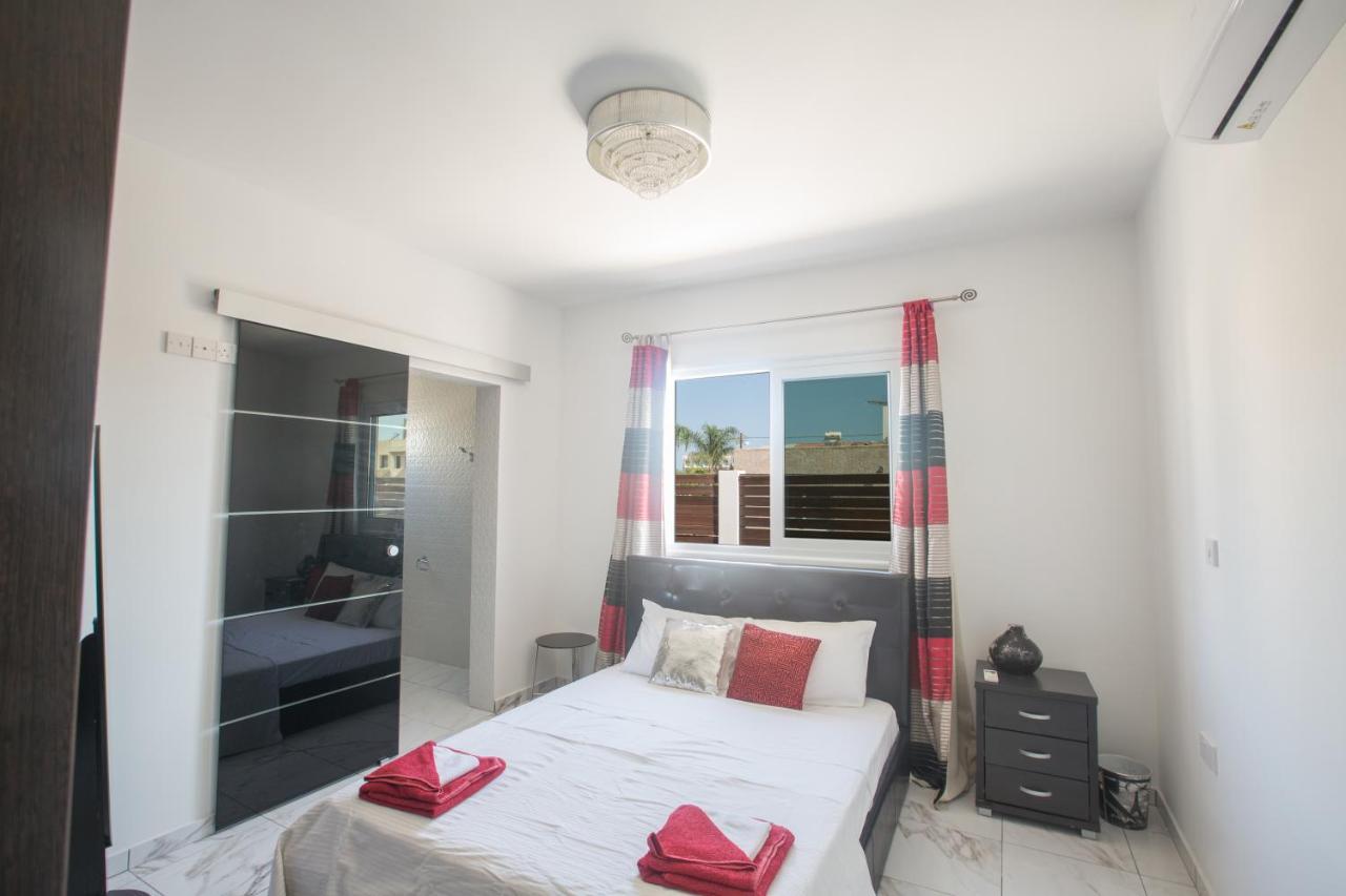 פרוטאראס Broadway Villas מראה חיצוני תמונה