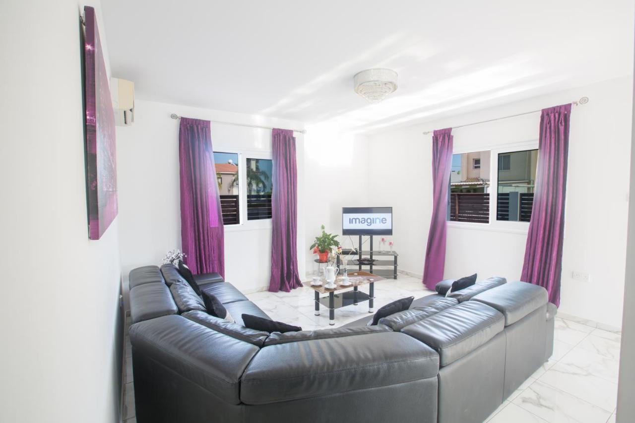 פרוטאראס Broadway Villas מראה חיצוני תמונה