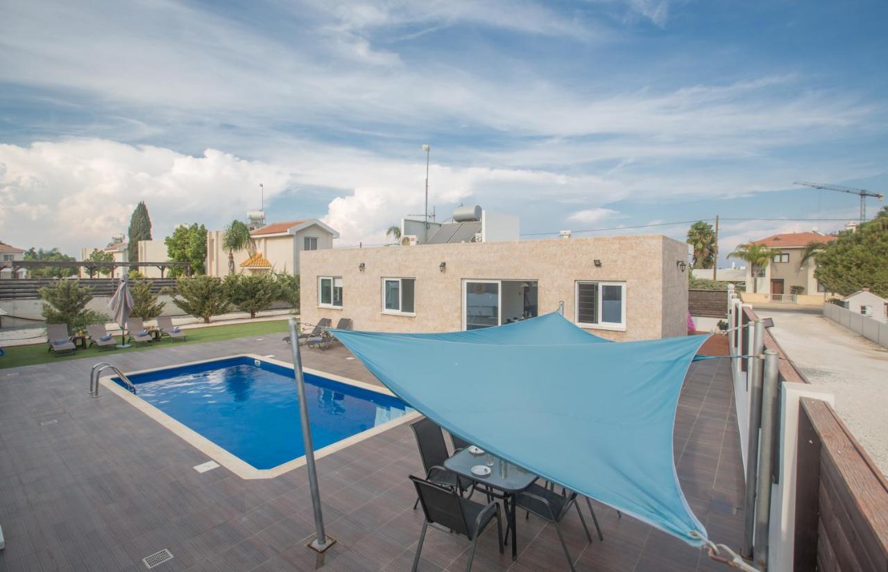 פרוטאראס Broadway Villas מראה חיצוני תמונה